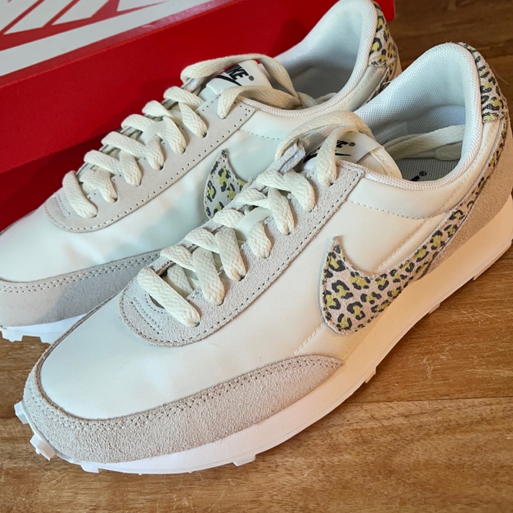 Women’s Nike DBreak Special Edition